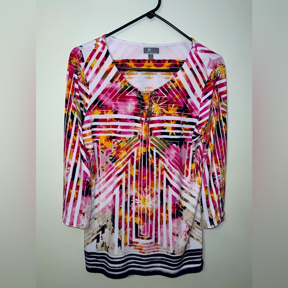 JM Collection Multi-Colored Pink Floral Striped 3/4 Sleeve Top! Size Small.